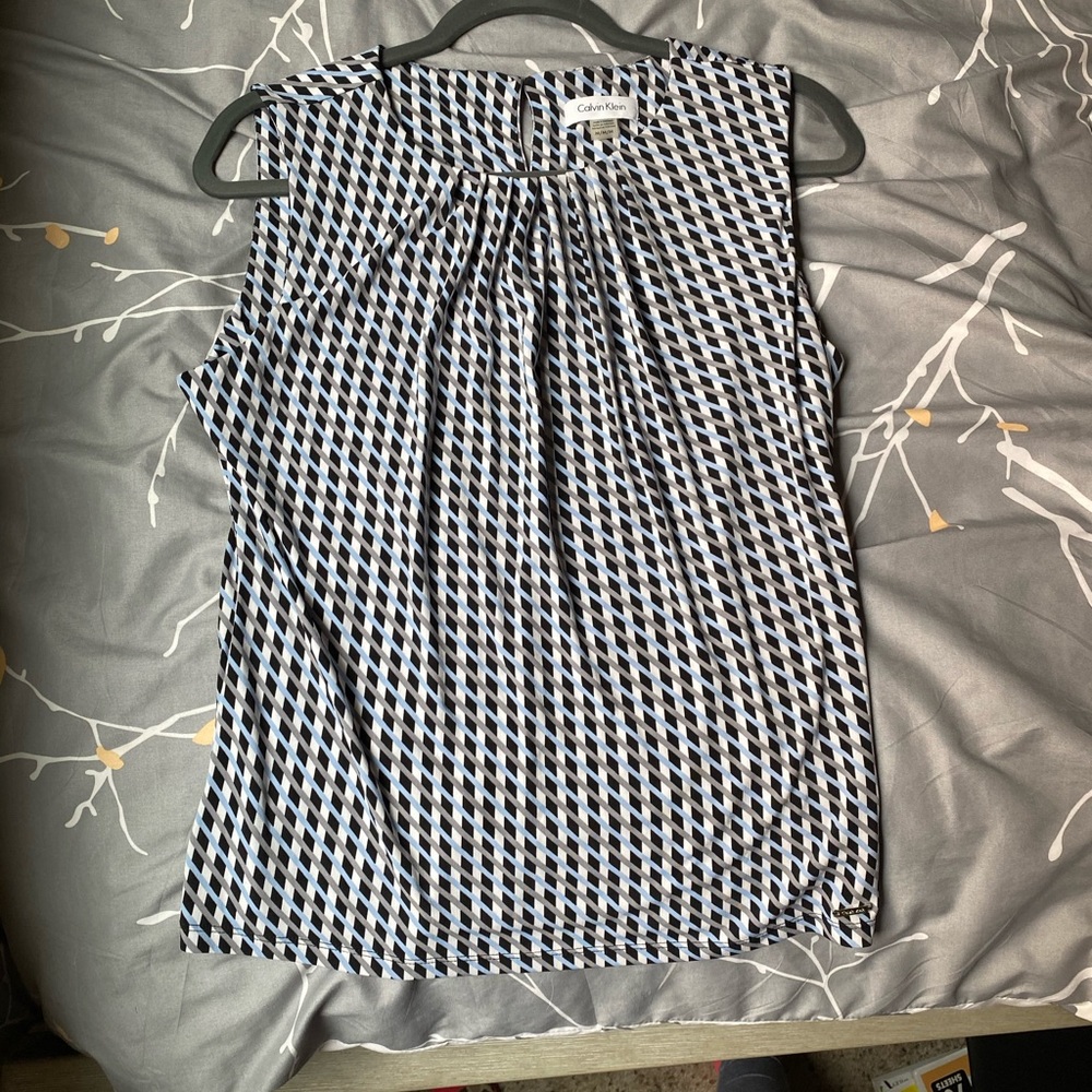 Calvin Klein work top